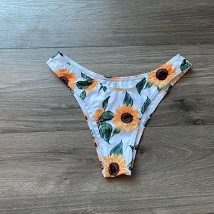 Sunflower print cheeky bikini bottoms size small